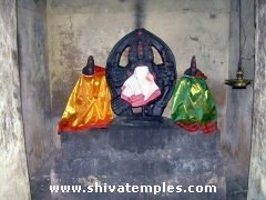 Murugar with His two consorts