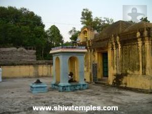 Outer prakaram