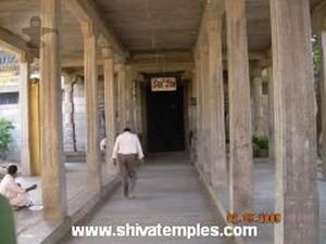 The lengthy pillared corridor