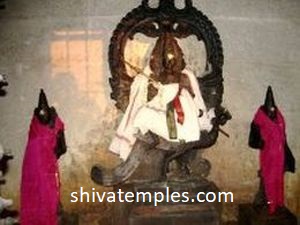 Muruga with is two consorts