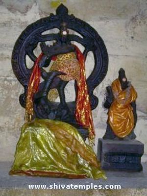 Nataraja, Shivakami at the base temple
