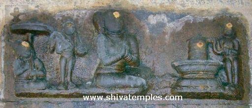 Sembian Madevi worshipping a Linga