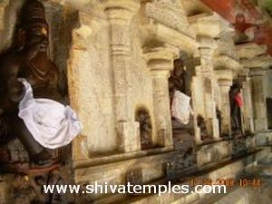 Sanctum wall