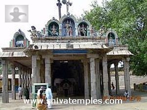 நந்தி, பலிபீடம், கொடிமரம் உள்ள முன் மண்டபம்
