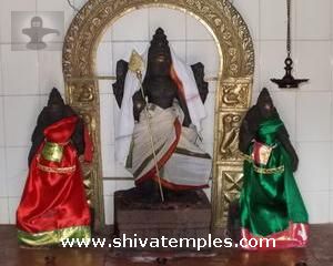Muruga with Valli and Deivanai