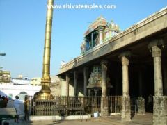 Balipeetam, Dwajasthambam and Nandi
