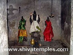 Subramanya with Valli and Deivanai