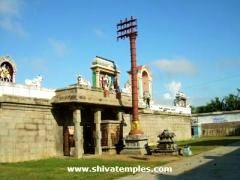 Balipeetam, Dwajasthambam and Nandi